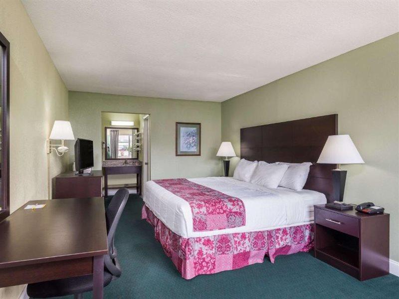 Days Inn By Wyndham Jellico - Tennessee State Line Экстерьер фото