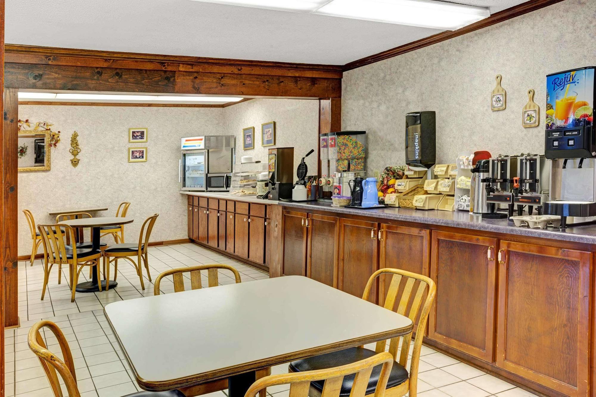Days Inn By Wyndham Jellico - Tennessee State Line Экстерьер фото