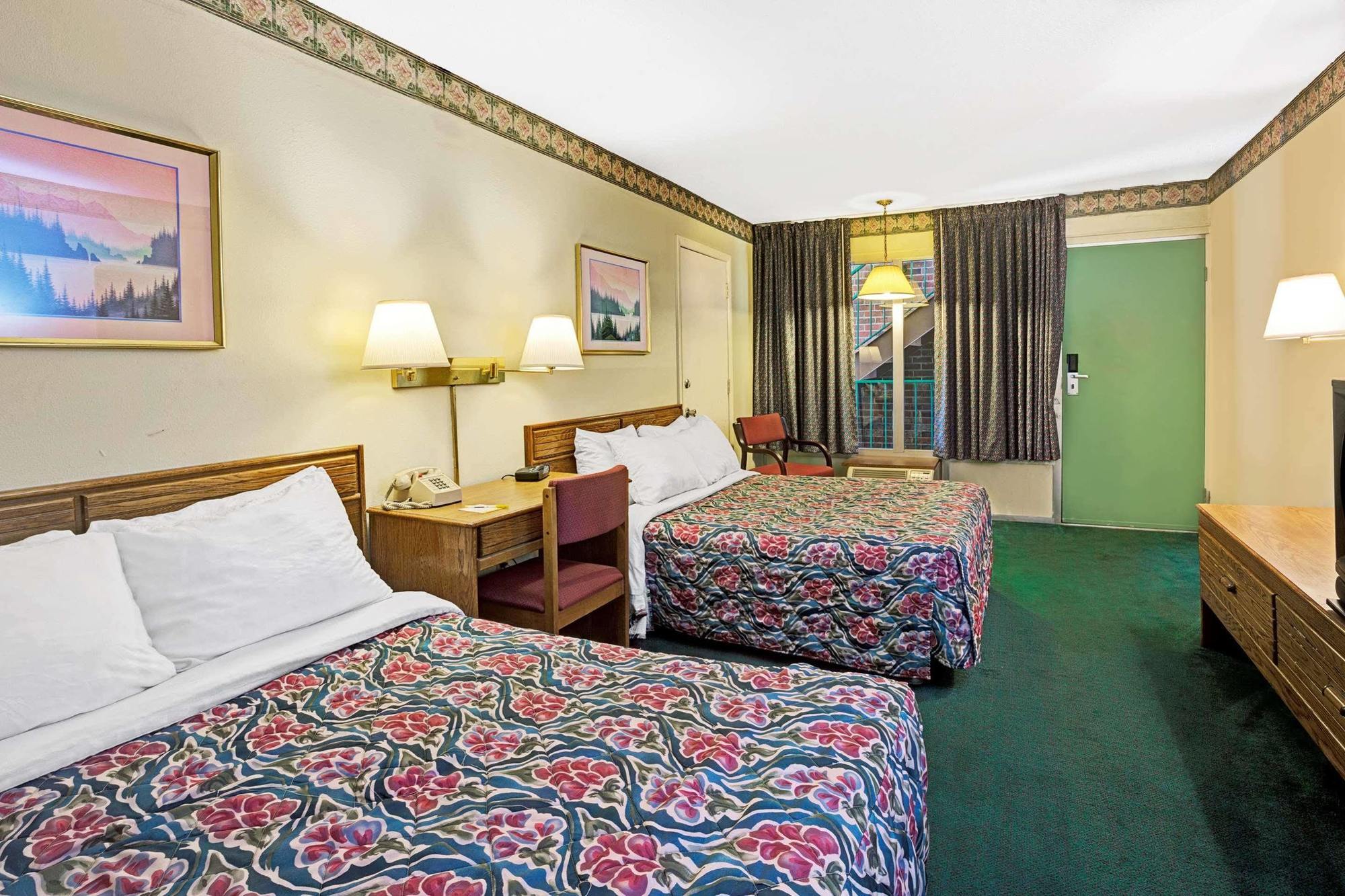 Days Inn By Wyndham Jellico - Tennessee State Line Экстерьер фото